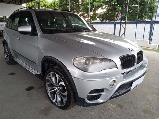 BMW X5 XDRIVE 50I ZV81 ANO 20102011