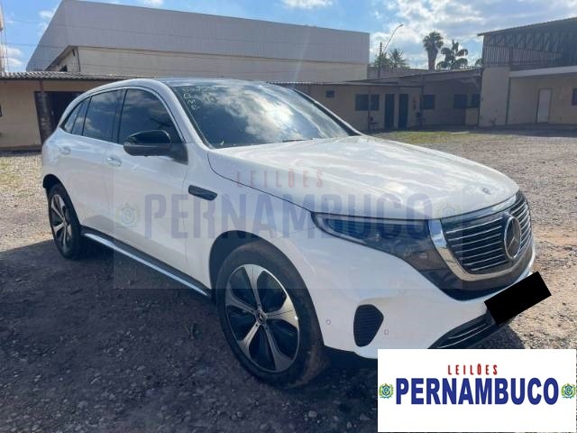 MERCEDES BENZ EQC 400 